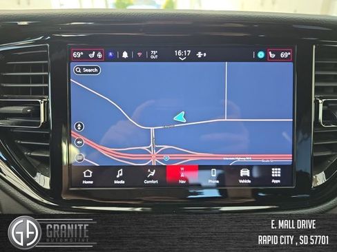 Used 2024 Dodge Durango GT image 19