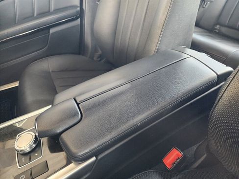 Used 2014 Mercedes-Benz E 350 Sedan image 60