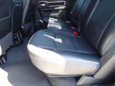 Used 2026 RAM 2500 Laramie AWD/4WD image 35