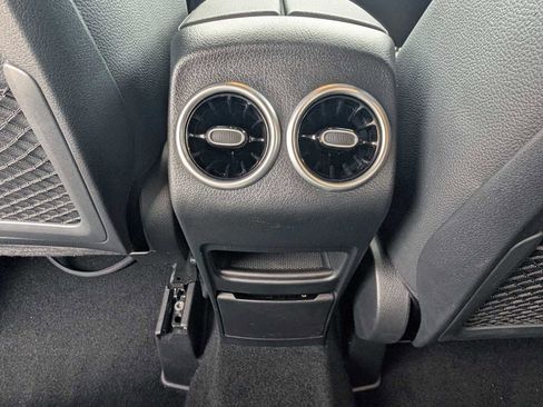 Used 2025 Mercedes-Benz GLA 250 GLA 250 image 27