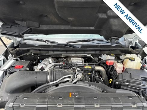 Used 2022 GMC Sierra 3500 Denali w/ Technology Package AWD/4WD image 30