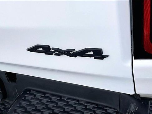 Used 2025 RAM 1500 Lone Star image 25