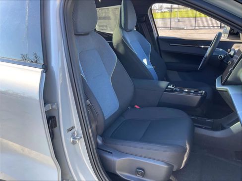 New 2026 Volvo EX30 Cross Country Ultra w/ Protection Package Premier image 31