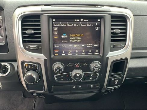 Used 2019 RAM 1500 Big Horn image 28