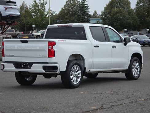 Used 2022 Chevrolet Silverado 1500 Custom AWD/4WD image 2