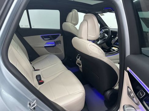 Used 2026 Mercedes-Benz GLC 300 image 24