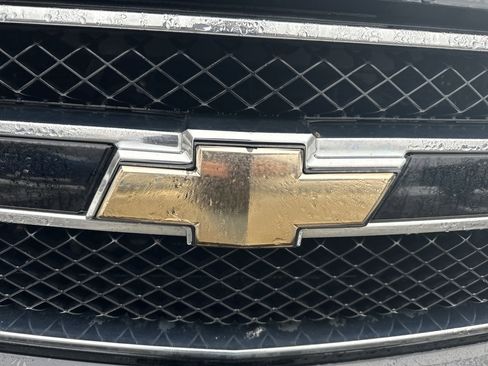 Used 2011 Chevrolet Avalanche LT w/ Luxury Package image 9