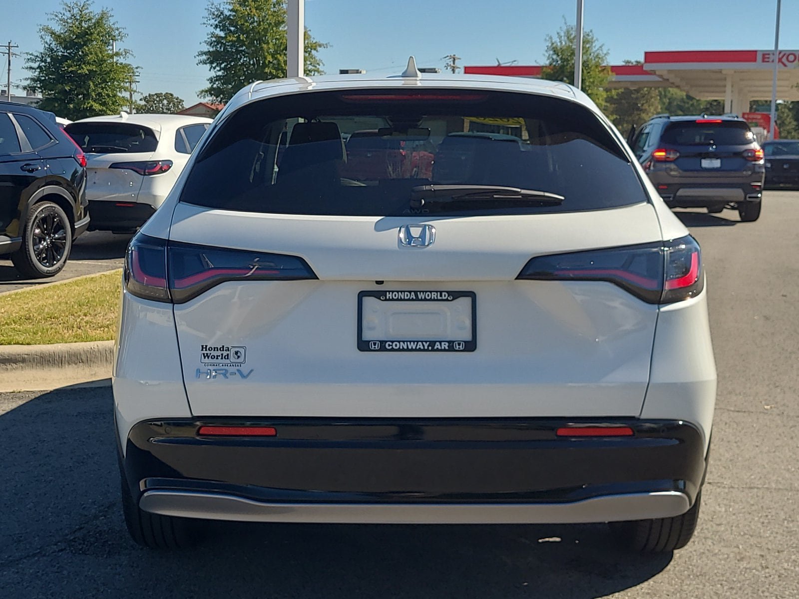 Used 2027 Honda HR-V EX-L image 4