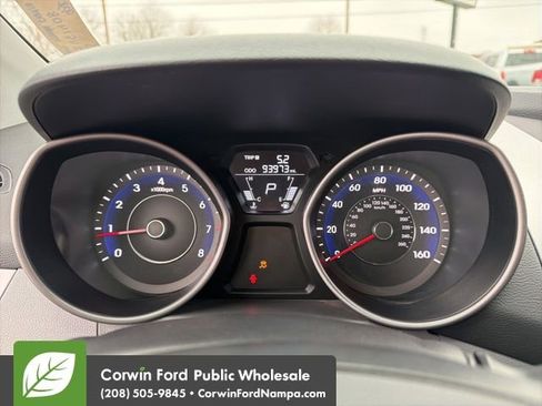 Used 2013 Hyundai Elantra GLS w/ Preferred Pkg image 16