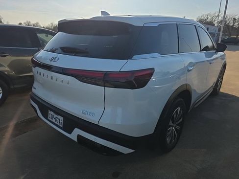 Certified 2023 INFINITI QX60 Pure image 11
