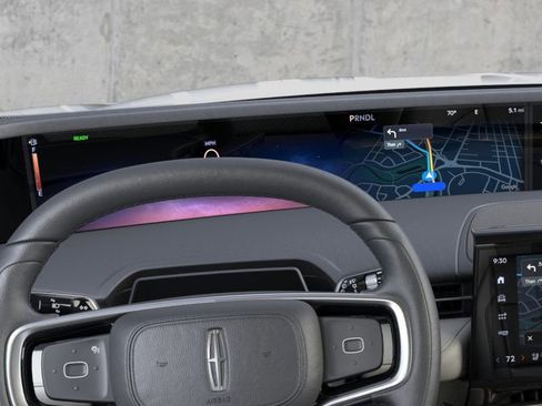 New 2026 Lincoln Nautilus Premier image 13