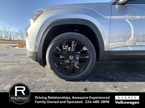 New 2026 Volkswagen Atlas SE AWD/4WD image 11