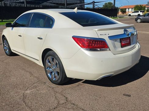 Used 2013 Buick LaCrosse Premium w/ Entertainment Package FWD image 8
