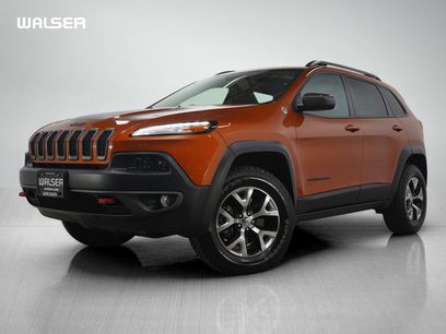 Used 2016 Jeep Cherokee Trailhawk w/ Comfort/Convenience Group