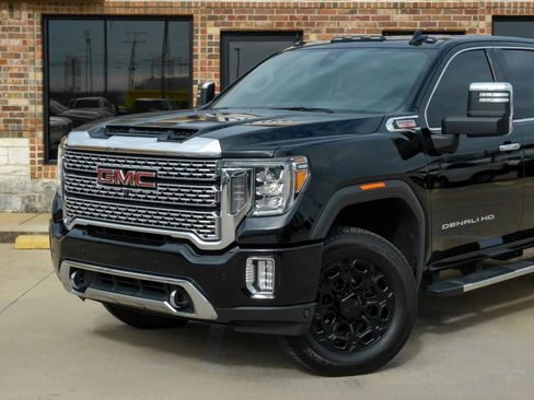 Used 2020 GMC Sierra 2500 Denali w/ Denali Ultimate Package AWD/4WD image 14