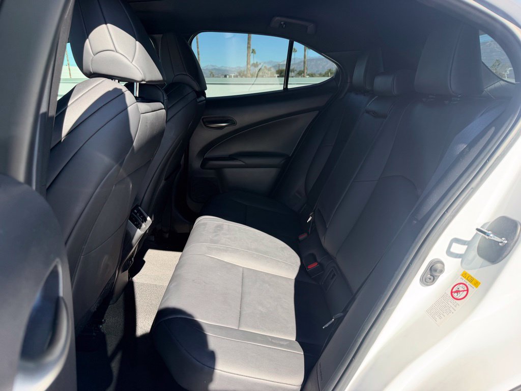 Used 2019 Lexus UX 250h F Sport w/ F Sport Premium Package AWD/4WD image 4