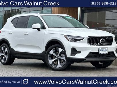 Certified 2025 Volvo XC40 B5 Core w/ Protection Package Premier