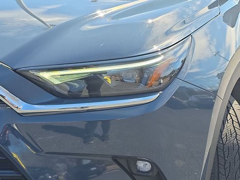 Used 2025 Toyota Grand Highlander AWD image 32