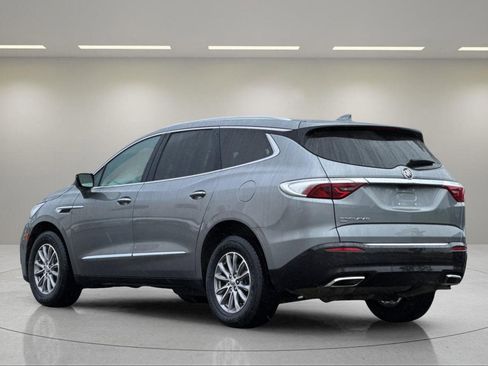 Used 2024 Buick Enclave Premium image 5