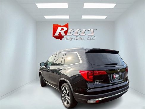 Used 2018 Honda Pilot Touring image 37