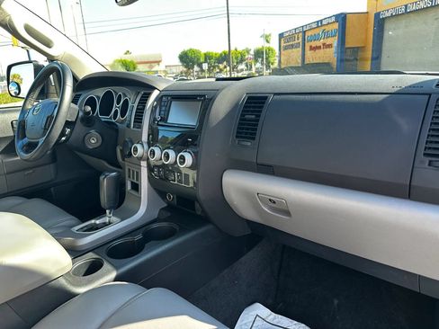 Used 2012 Toyota Sequoia SR5 w/ Premium Pkg RWD image 14