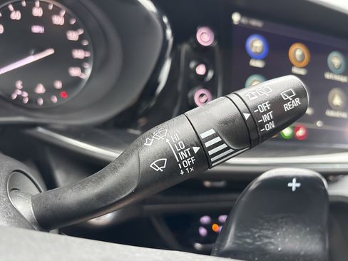 Certified 2023 Buick Envision Preferred image 22