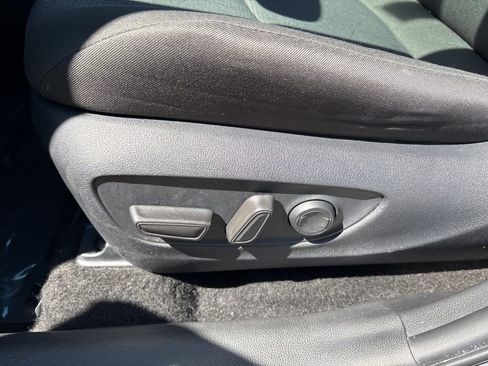 Used 2025 Toyota RAV4 XLE image 16