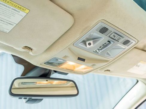 Used 2012 Jaguar XF Portfolio image 22