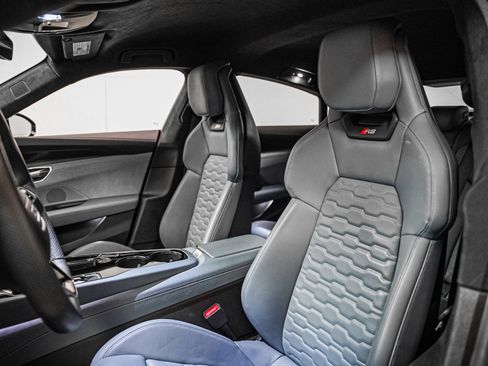 Used 2023 Audi RS e-tron GT w/ Carbon Performance Package image 10