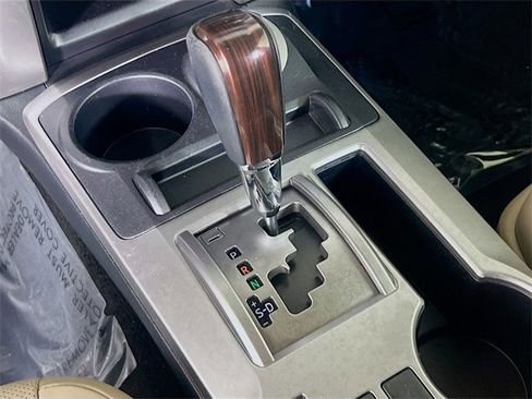 Used 2018 Toyota 4Runner Limited image 23