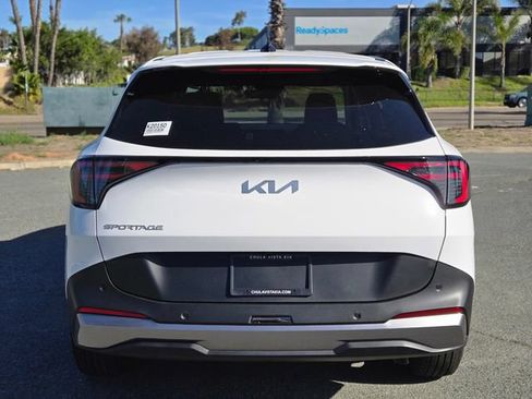 New 2026 Kia Sportage LX FWD image 10