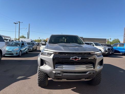 Used 2023 Chevrolet Colorado ZR2 w/ ZR2 Convenience Package III image 4