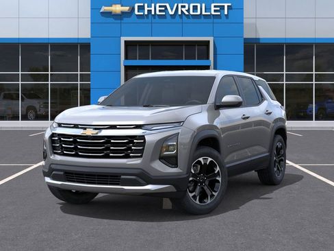 New 2026 Chevrolet Equinox LT w/ Convenience Package II AWD/4WD image 6