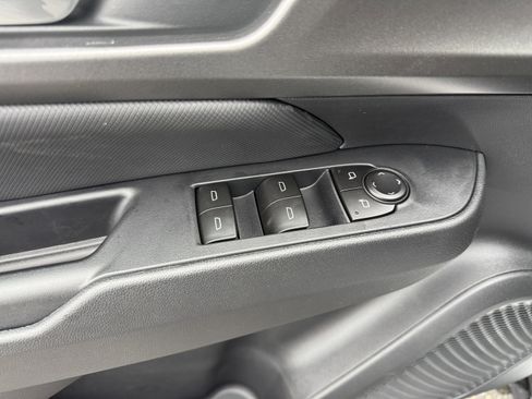 New 2026 Chevrolet Equinox EV LT image 11