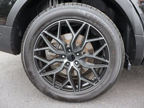 Used 2018 Ford Explorer Limited AWD/4WD image 45
