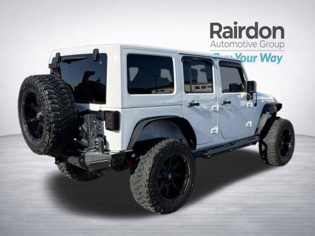 Used 2014 Jeep Wrangler Unlimited Sahara w/ Connectivity Group AWD/4WD image 7