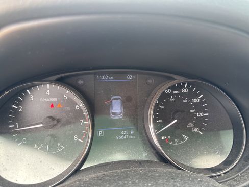 Used 2021 Nissan Rogue Sport S FWD image 14