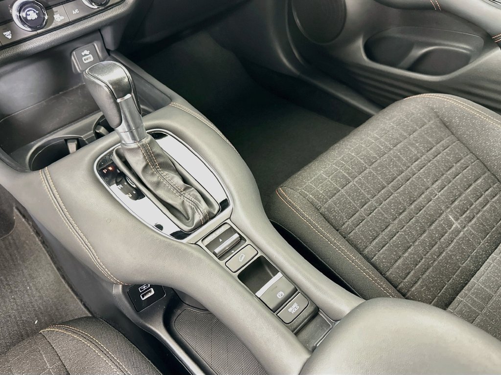Certified 2023 Honda HR-V Sport image 16