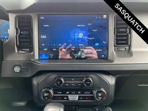 Used 2025 Ford Bronco Big Bend w/ Black Diamond Package AWD/4WD image 22