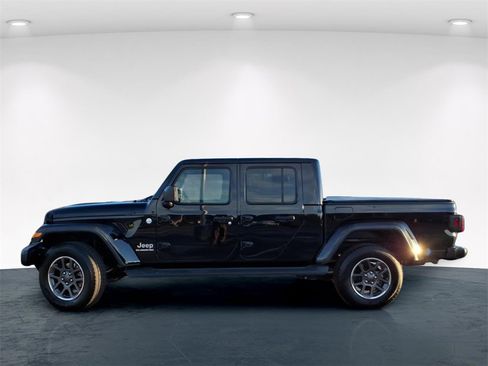 Used 2020 Jeep Gladiator Overland w/ Popular Equipment Package image 3