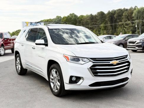 Used 2018 Chevrolet Traverse High Country AWD/4WD image 7