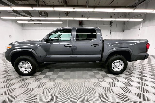 Used 2023 Toyota Tacoma SR AWD/4WD image 14