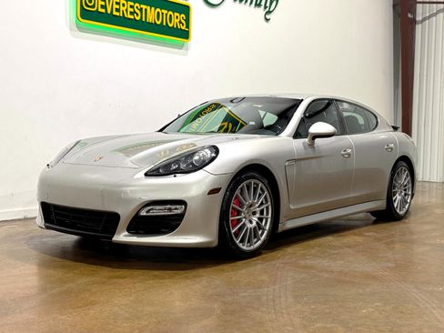 Used 2013 Porsche Panamera GTS image 3