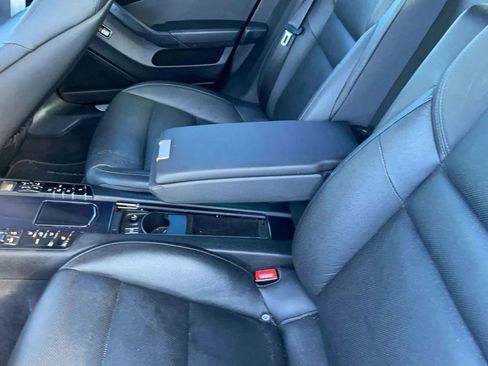 Used 2015 Porsche Panamera S RWD image 39