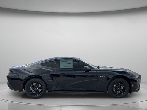 New 2026 Ford Mustang GT image 2