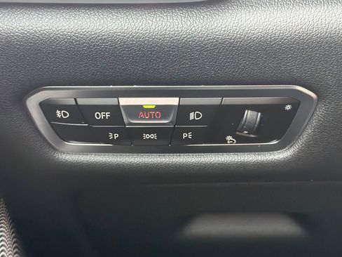 Used 2021 BMW X5 M50i w/ Executive Package image 37