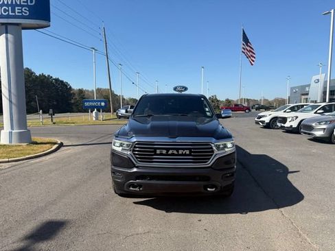 Used 2021 RAM 1500 Limited w/ Body Color Bumper Group AWD/4WD image 2