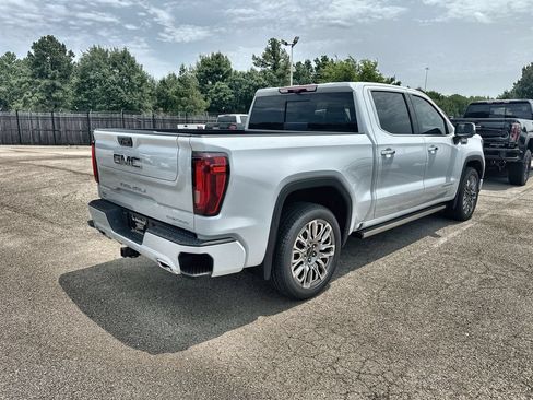 New 2026 GMC Sierra 1500 Denali Ultimate AWD/4WD image 11
