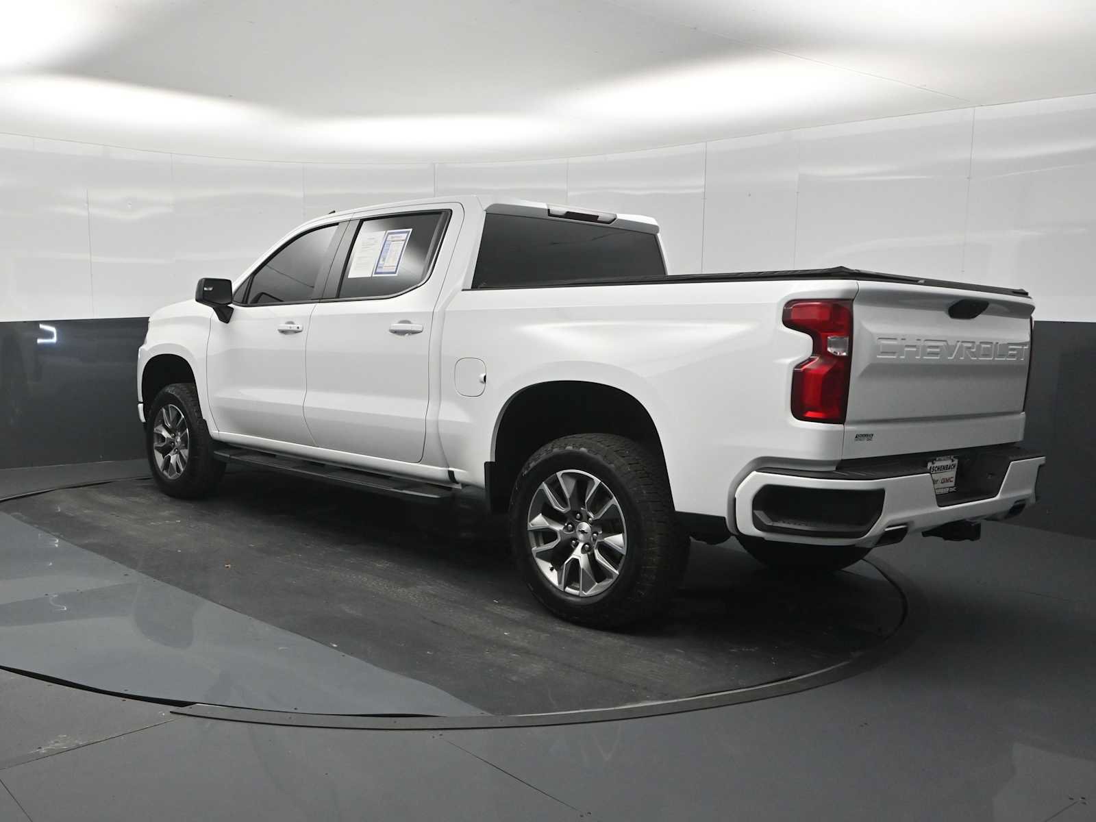 Used 2021 Chevrolet Silverado 1500 RST AWD/4WD image 6