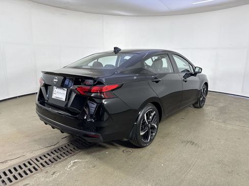 Certified 2025 Nissan Versa SR w/ Trunk Package image 32
